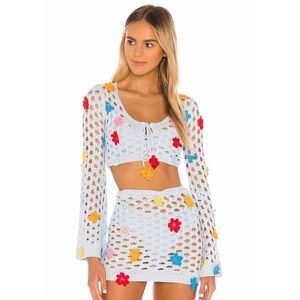- NEW Lovers and Friends Flower Power Top BX8